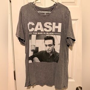 Vintage inspired Johnny Cash Gray/Black Graphic T-Shirt. Size large.